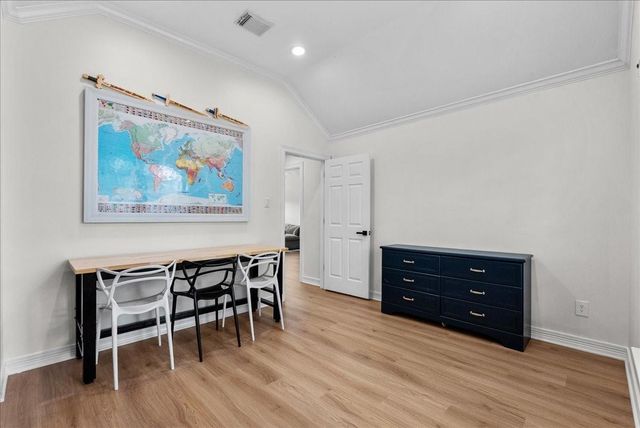 16907 Cottonwood Way, Houston, TX 77059