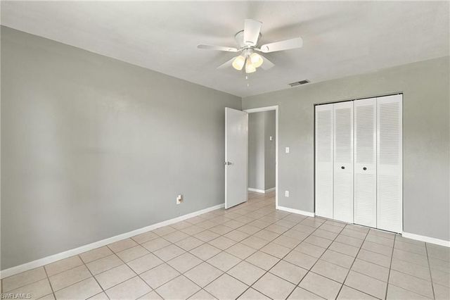 7 Dutch Iris LN, Lehigh Acres, FL 33936
