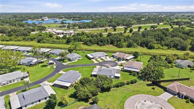 7 Dutch Iris LN, Lehigh Acres, FL 33936