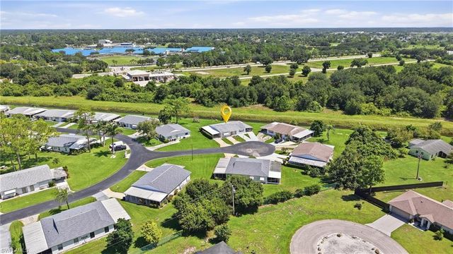 7 Dutch Iris LN, Lehigh Acres, FL 33936