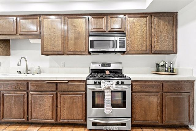 9415 Friendly Woods, Whittier, CA 90605