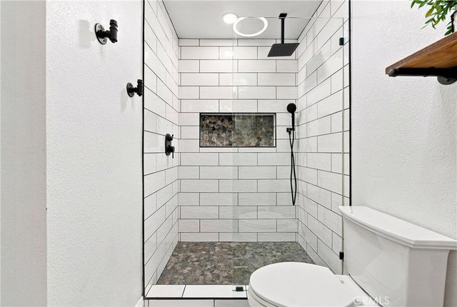 9415 Friendly Woods, Whittier, CA 90605