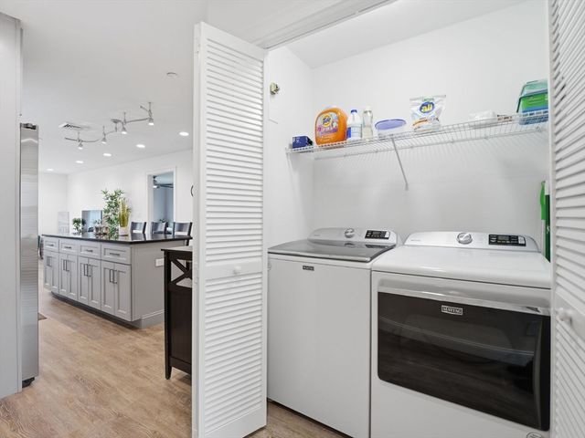 149 Pleasant St 2, Marblehead, MA 01945