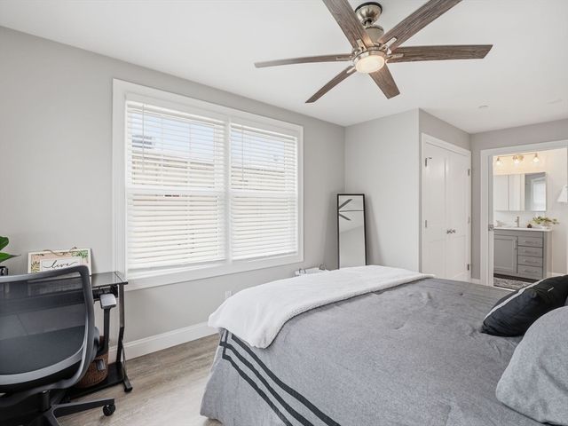 149 Pleasant St 2, Marblehead, MA 01945