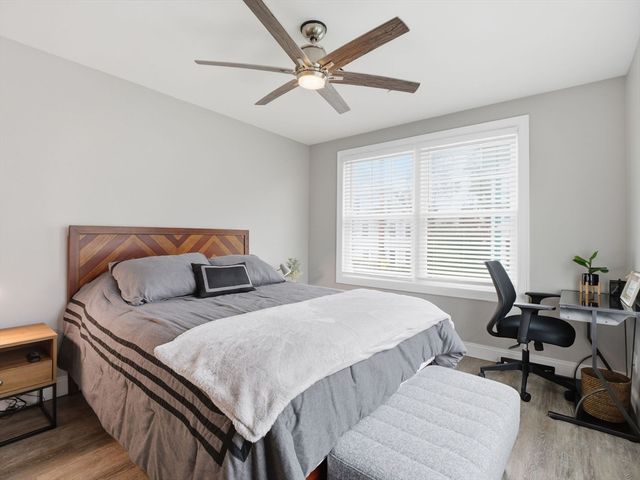 149 Pleasant St 2, Marblehead, MA 01945