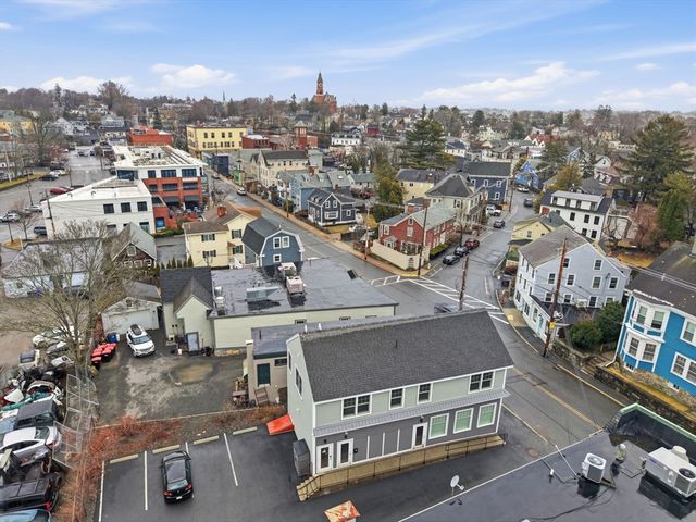 149 Pleasant St 2, Marblehead, MA 01945