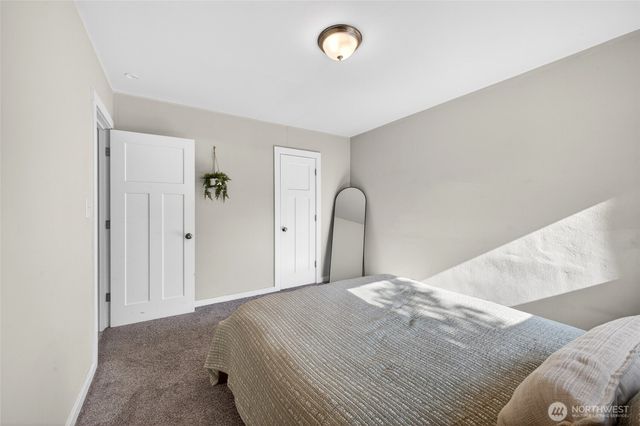 6831 S Yakima Avenue, Tacoma, WA 98408