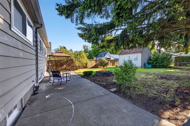 6831 S Yakima Avenue, Tacoma, WA 98408