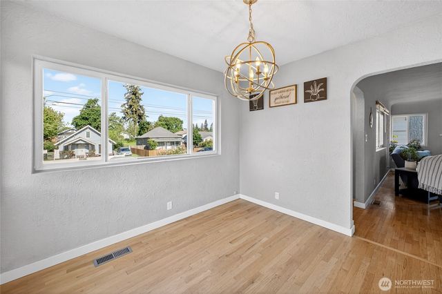 6831 S Yakima Avenue, Tacoma, WA 98408