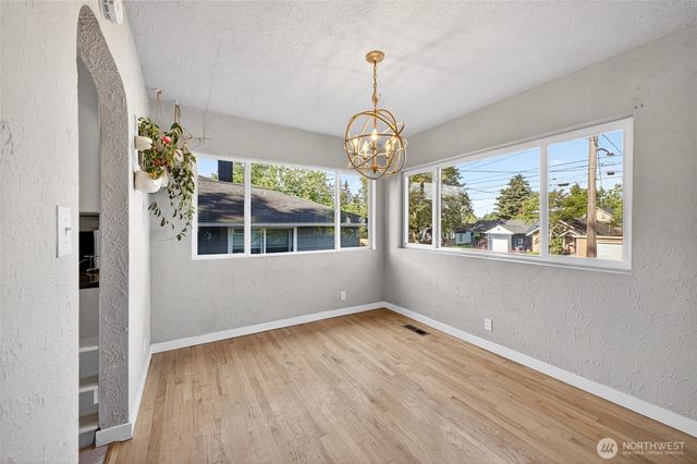 6831 S Yakima Avenue, Tacoma, WA 98408