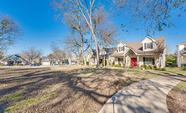 895 Ivy Lane, Rockwall, TX 75087