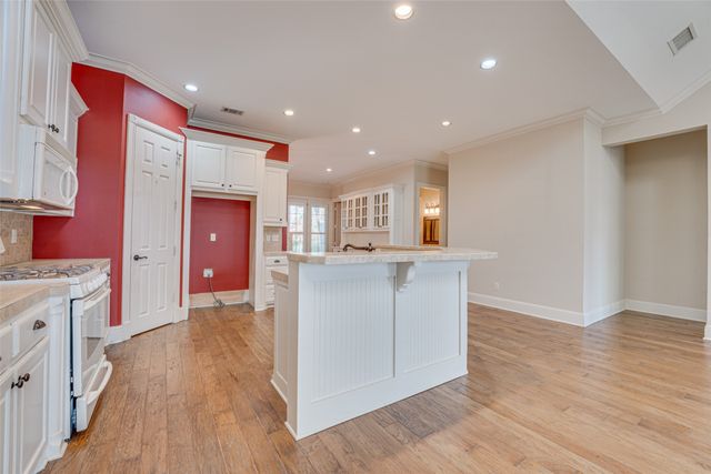 895 Ivy Lane, Rockwall, TX 75087