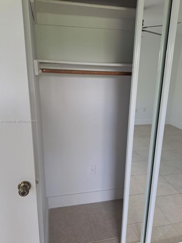 1975 NE 135th Street 2D, North Miami, FL 33181