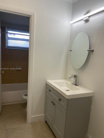 1975 NE 135th Street 2D, North Miami, FL 33181