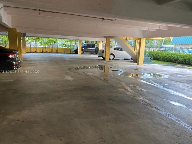 1975 NE 135th Street 2D, North Miami, FL 33181