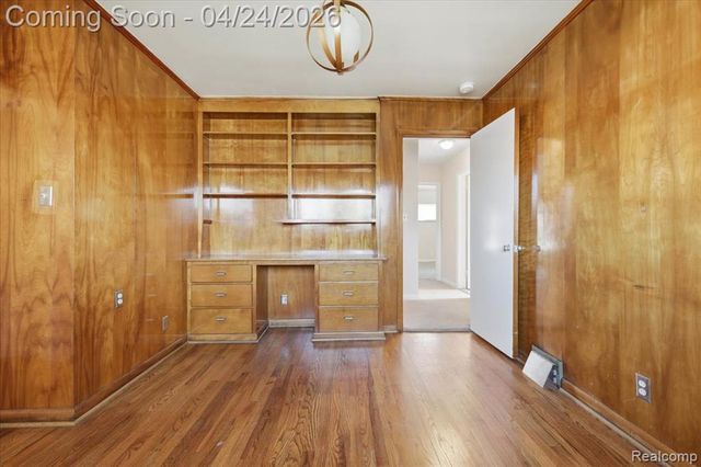 13111 Northfield Boulevard, Oak Park, MI 48237