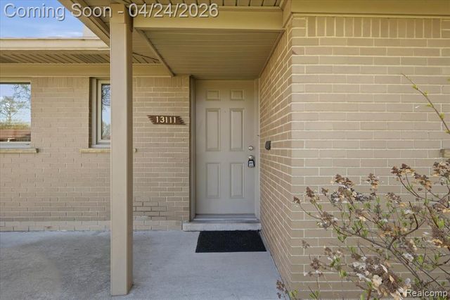 13111 Northfield Boulevard, Oak Park, MI 48237