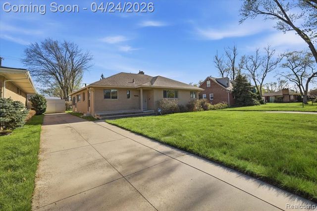 13111 Northfield Boulevard, Oak Park, MI 48237