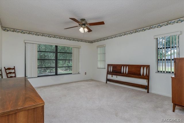 80 Sycamore Circle, Homosassa, FL 34446