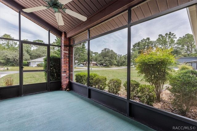 80 Sycamore Circle, Homosassa, FL 34446