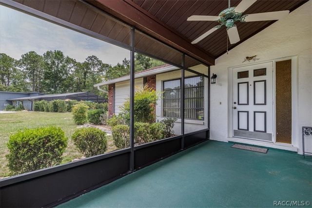 80 Sycamore Circle, Homosassa, FL 34446