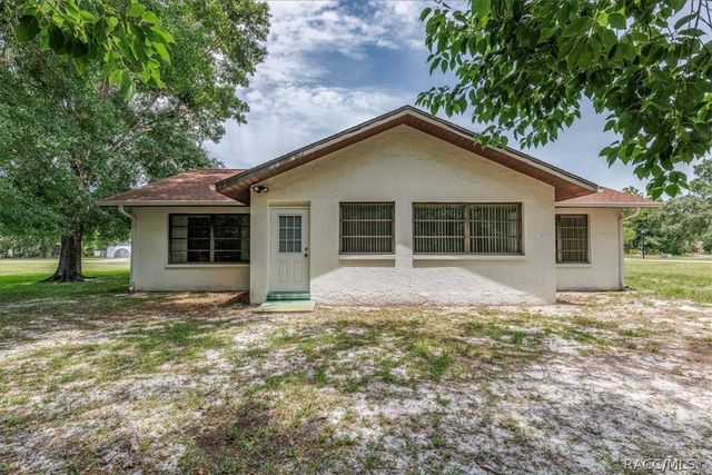 80 Sycamore Circle, Homosassa, FL 34446