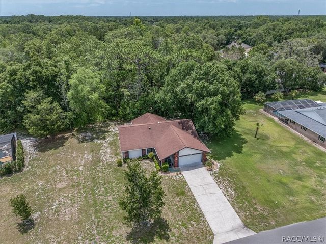 80 Sycamore Circle, Homosassa, FL 34446