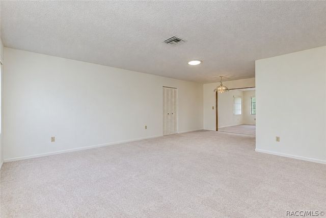 80 Sycamore Circle, Homosassa, FL 34446