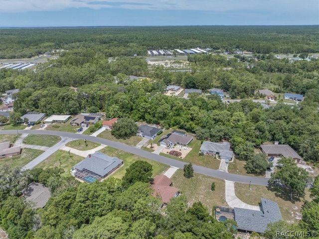 80 Sycamore Circle, Homosassa, FL 34446