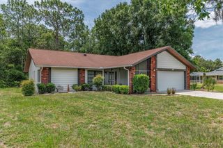 80 Sycamore Circle, Homosassa, FL 34446