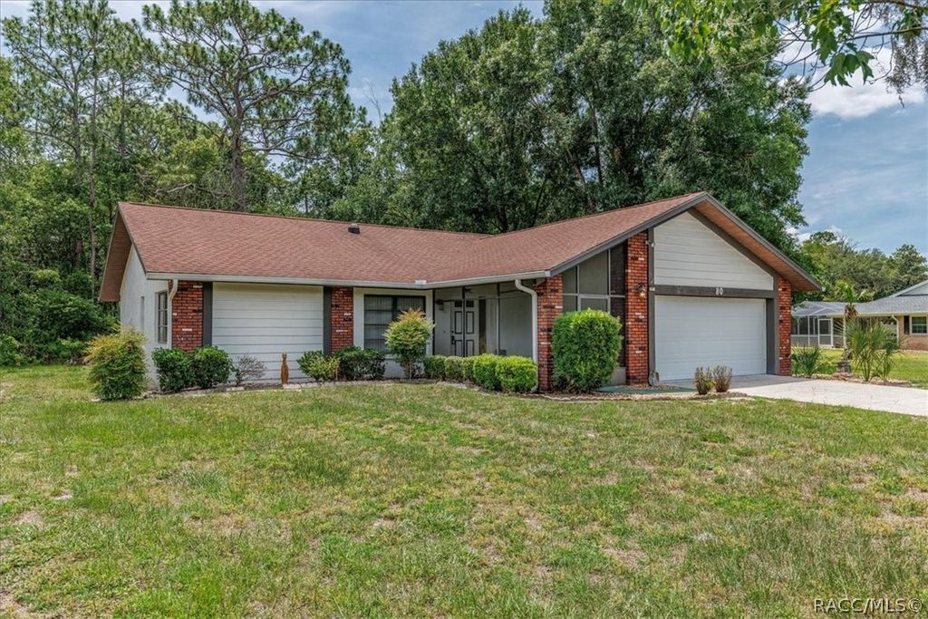 80 Sycamore Circle, Homosassa, FL 34446