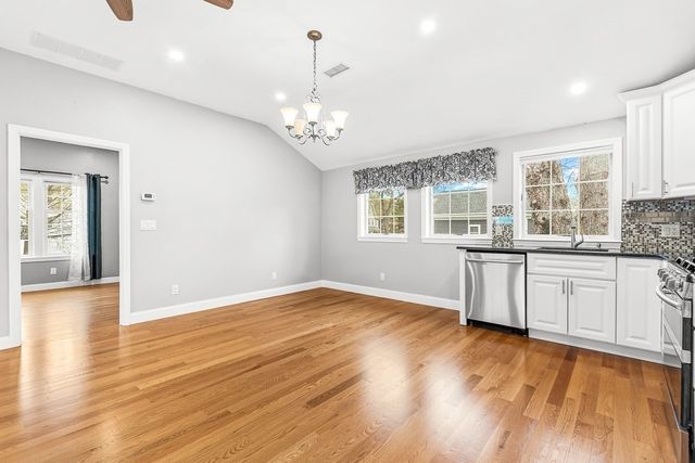 16A Glenwood Ave A, Winchester, MA 01890
