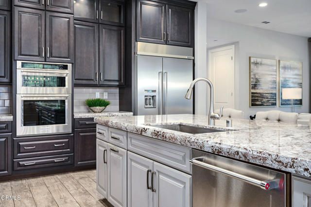 8300 Mariposa Court, West Hills (los Angeles), CA 91304