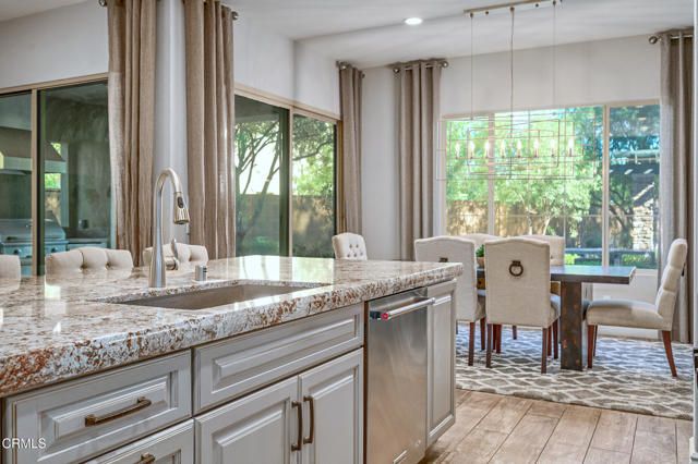 8300 Mariposa Court, West Hills (los Angeles), CA 91304