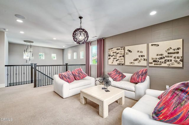 8300 Mariposa Court, West Hills (los Angeles), CA 91304