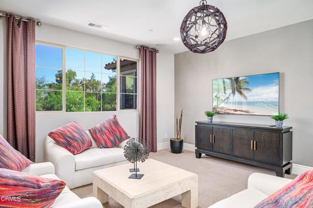 8300 Mariposa Court, West Hills (los Angeles), CA 91304