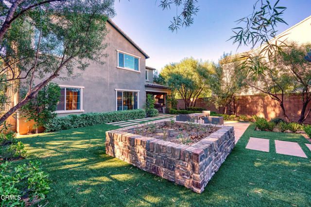 8300 Mariposa Court, West Hills (los Angeles), CA 91304