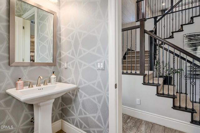 8300 Mariposa Court, West Hills (los Angeles), CA 91304