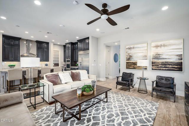 8300 Mariposa Court, West Hills (los Angeles), CA 91304