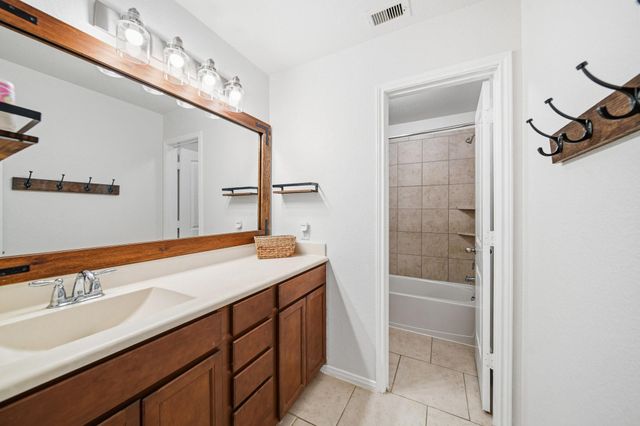 12022 Eagle Ridge Drive, Mont Belvieu, TX 77535