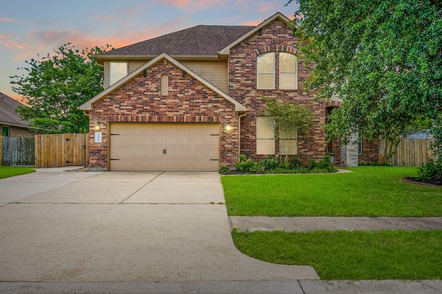12022 Eagle Ridge Drive, Mont Belvieu, TX 77535