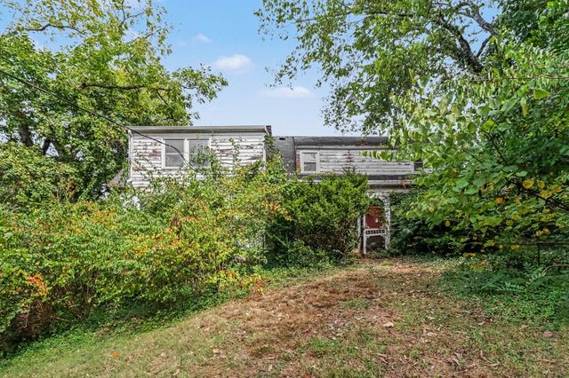 83 Greenbriar Avenue, Fort Mitchell, KY 41017