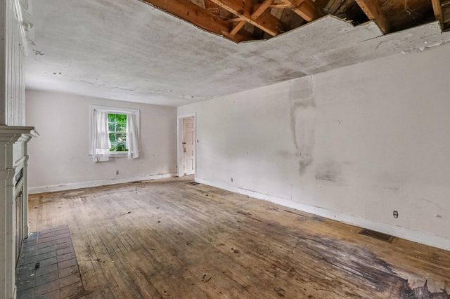 83 Greenbriar Avenue, Fort Mitchell, KY 41017