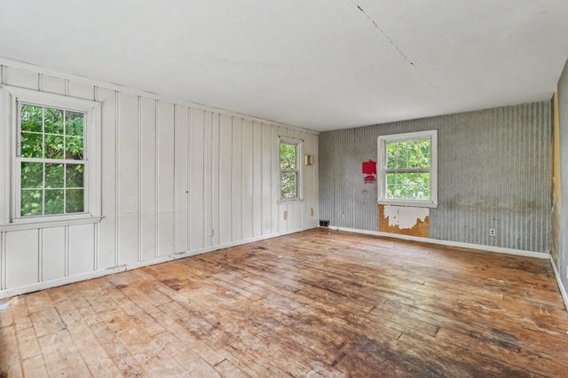 83 Greenbriar Avenue, Fort Mitchell, KY 41017