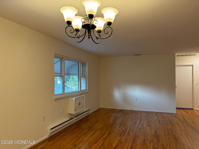 89 Fairway Lane C, Whiting, NJ 08759