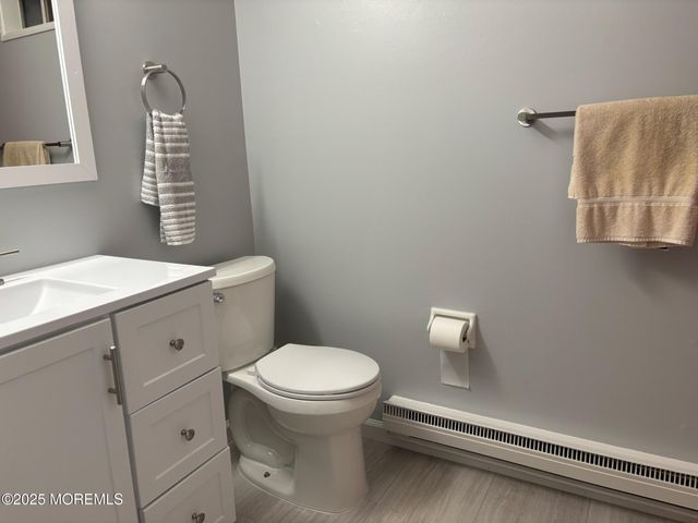 89 Fairway Lane C, Whiting, NJ 08759