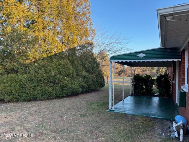 89 Fairway Lane C, Whiting, NJ 08759