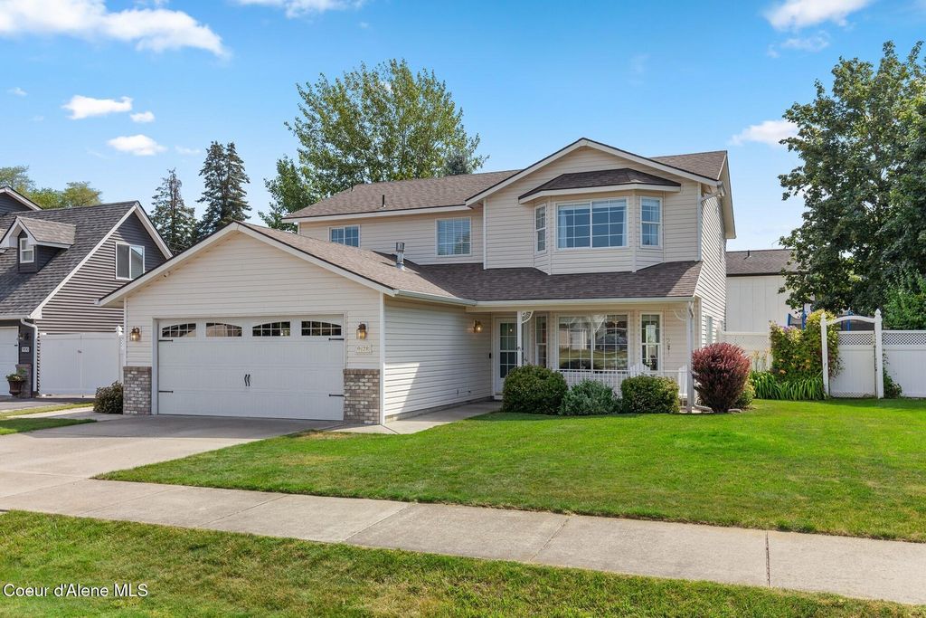 9178 N Entiate Dr, Hayden, ID 83835
