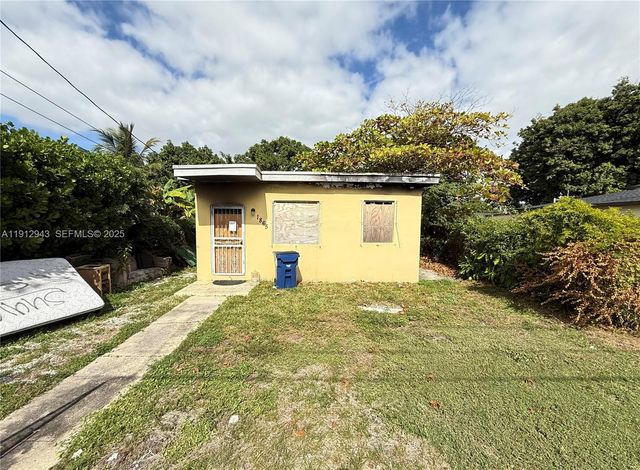 1865 NW 70th Street, Miami, FL 33147