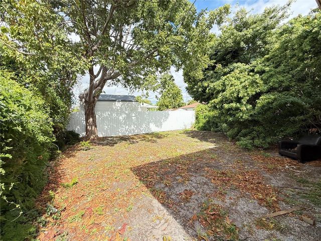 1865 NW 70th Street, Miami, FL 33147